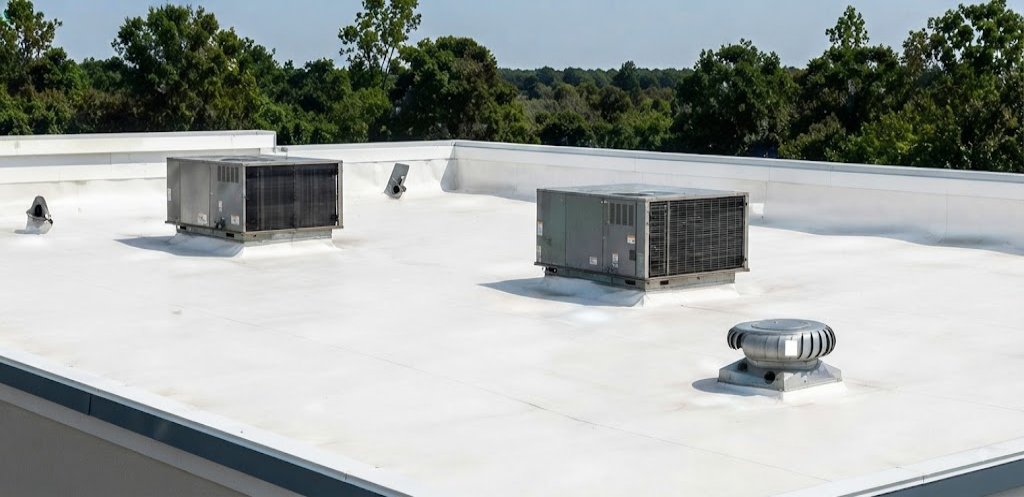 Flat membrane roof